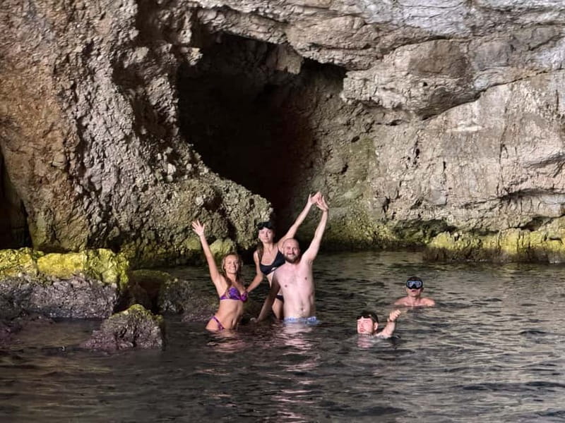 Vlore: Sazan Island, Haxhi Ali Cave & Karaburun by Speedboat - The small-group feel and skipper service