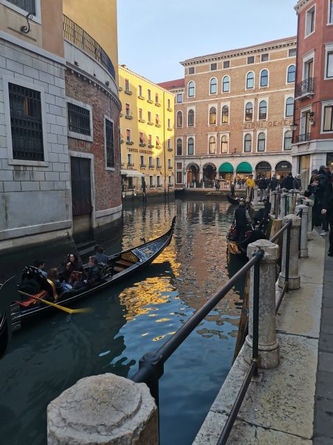 Walking Tour with optional motor boat Ride - Returning by motorboat through the Giudecca Canal