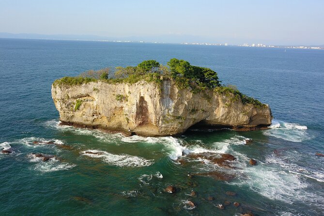 Yelapa Escape & Snorkeling in Puerto Vallarta by Speedboat - Snorkeling near one of the bay’s clearer beaches