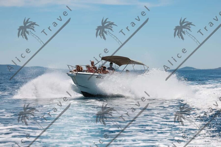Zadar: 3 Island Speedboat Tour with Wine and Snorkeling - What the $44 price really covers