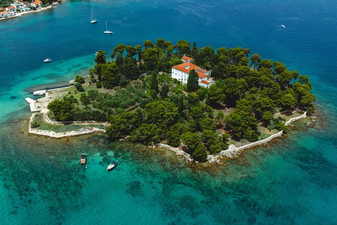 Zadar: Aperol Spritz, Snorkeling & Island Vibes on a Speedboat - Galevac: a swimming stop with a monastery