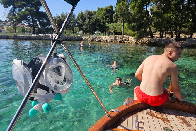 Zadar: Aperol Spritz, Snorkeling & Island Vibes on a Speedboat - Leaving from Zadar’s old Foša harbor