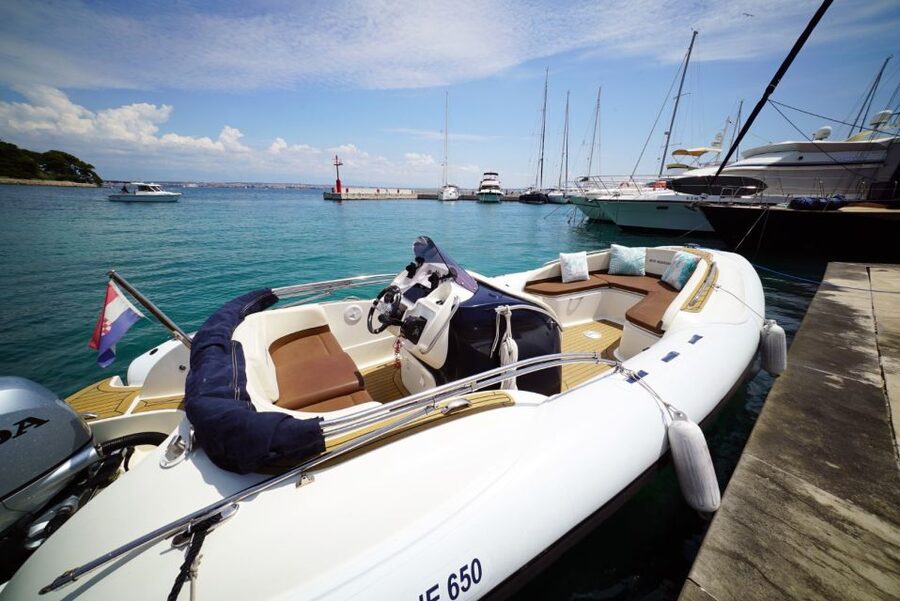 Zadar: Guided Speedboat Tour with Food, Oil & Wine Tasting - Fifty minutes to choose your own Preko afternoon