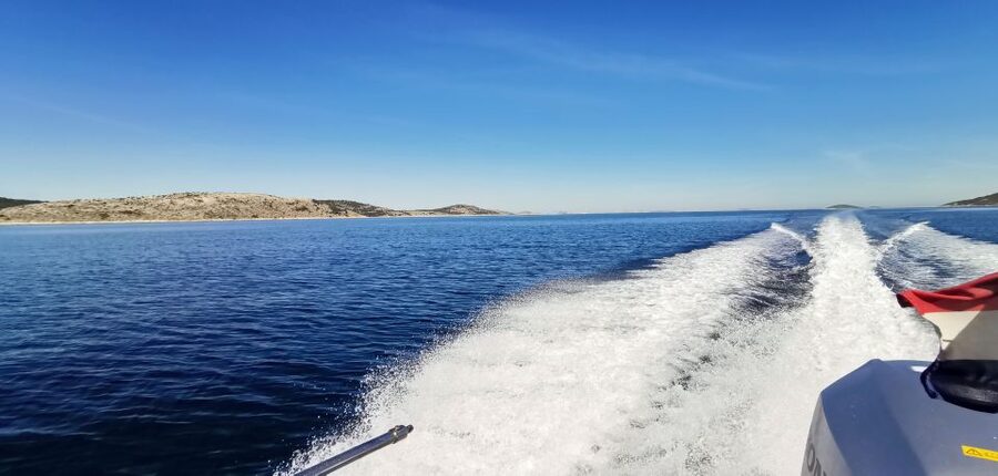 Zadar: Guided Speedboat Tour with Food, Oil & Wine Tasting - The boat, weather, and comfort questions