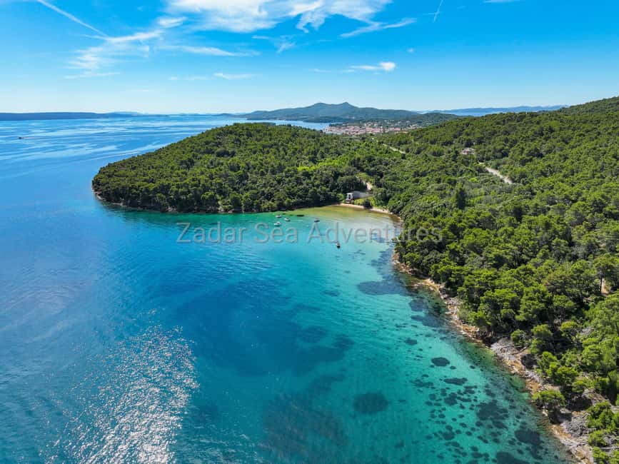 Zadar: Island Hopping Speedboat Adventure with Aperol Spritz - Leaving Zadar beside the Old Town bridge