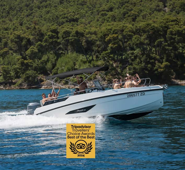 Zadar: Island Hopping Speedboat Adventure with Aperol Spritz - Stop two: a small island village and beach time