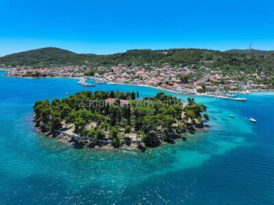 Island Hopping Speedboat Adventure with Aperol Spritz