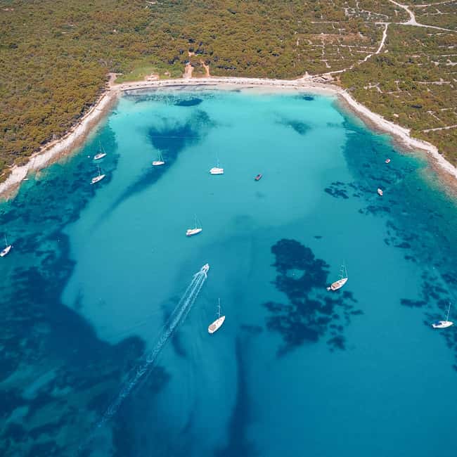 Zadar: Sakarun Beach & Dugi Island Speedboat Tour w/Diving - Božava lunch and a practical pause