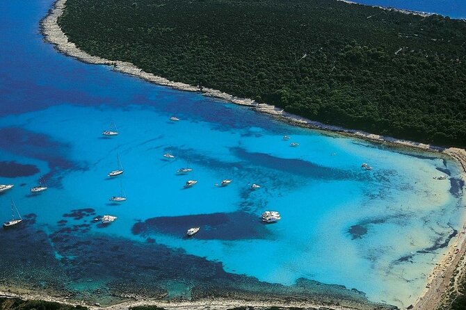 Zadar: Sakarun - Dugi otok Luxury Speedboat Tour with Lunch - The Michelle shipwreck changes the mood