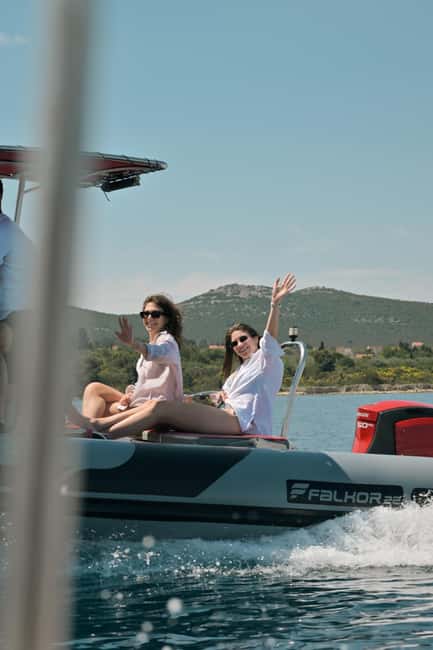 Zadar:Speedboat Tour Thrill Ride with Snorkeling on 3 island - Zadar’s quickest route to the islands