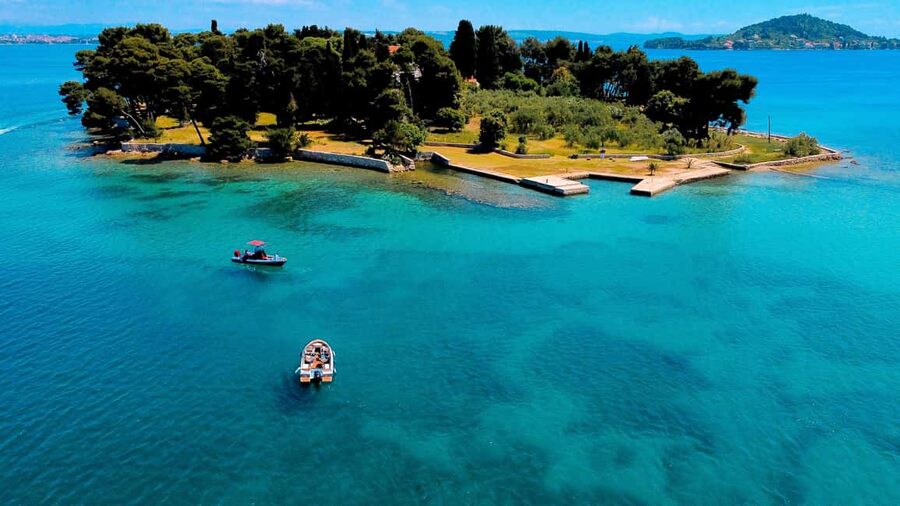 Zadar:Speedboat Tour Thrill Ride with Snorkeling on 3 island - Ošljak: a quiet first stop