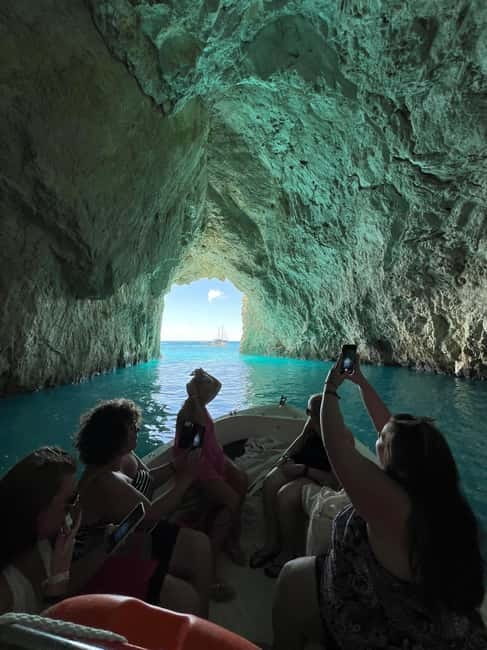 Zakynthos: Laganas Bay, Myzithres & Turtles Speedboat Tour - Should you book the Laganas Bay speedboat tour?