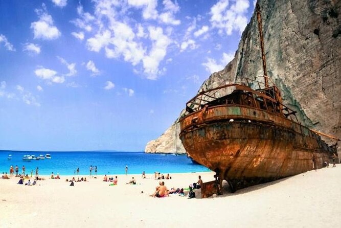 Zakynthos Speedboat Rentals with or without skipper - A private boat from Tsilivi, not a fixed group cruise